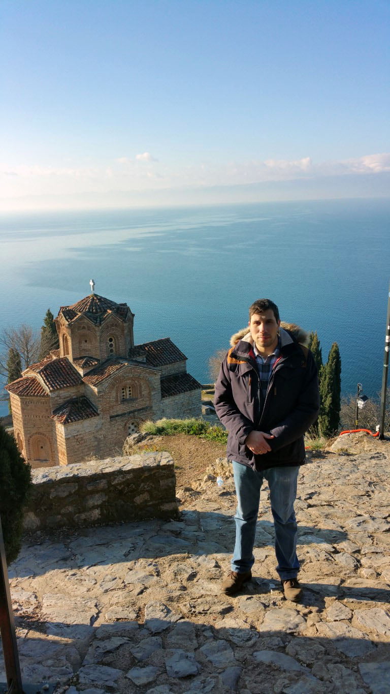 Severna_Makedonija_Ohrid_Crkva_Sv.Jovana_Kaneo_minibus_akcija