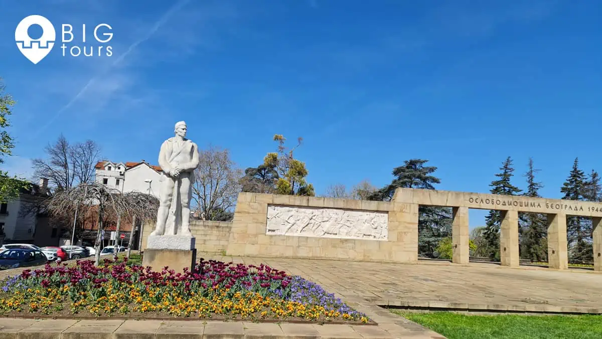 spomenik ruskim oslobodiocima beograda bigtours