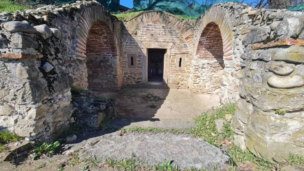 Rimska grobnica autobusom